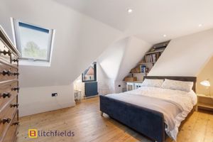 Bedroom top 2- click for photo gallery